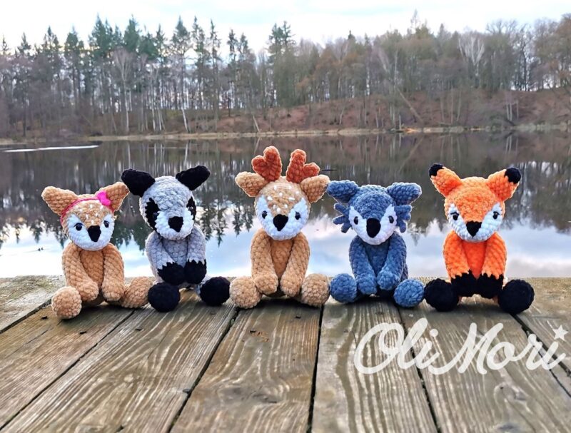 wzór na maskotkę na szydełku amigurumi leśna brygada jelonek sarna lis wilk szop olimori 5w1