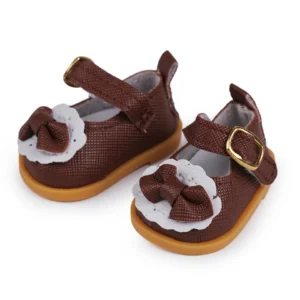 brązowe buty dla lalek